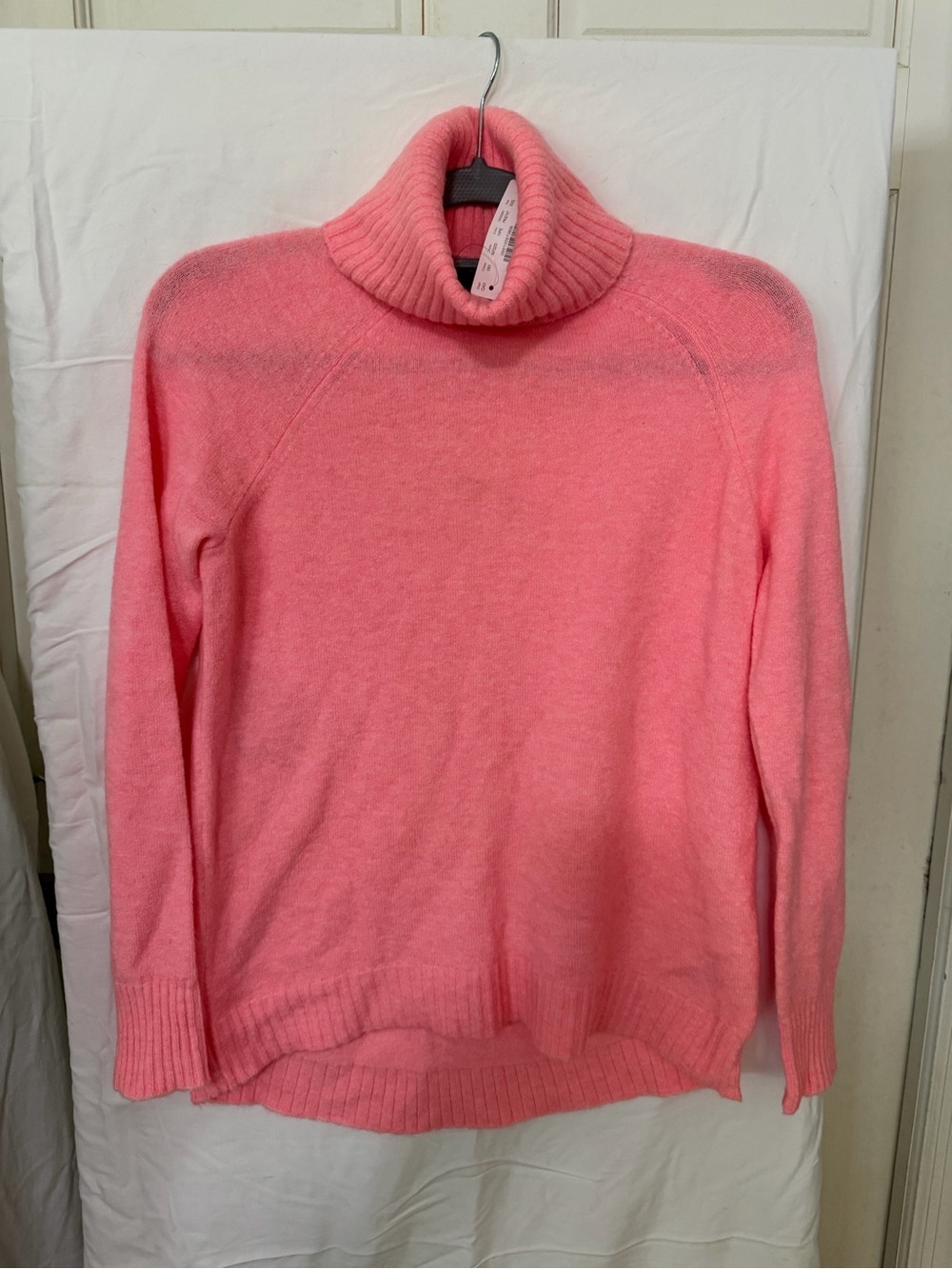 J. Crew Coral Pink Turtleneck Sweater super soft yarn. Runs oversized NWT